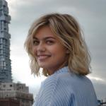 artist image Louane Jour 1 Chambre 12