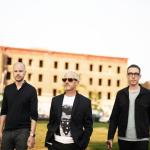 artist image Above & Beyond Feat. Justine Suissa Little Something (Super8 vs DJ Tab Remix) Anjunabeats, Vol. 12