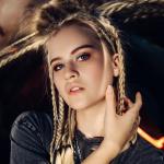 artist image Абрикоса, GRECHANIK Мы слишком разные Мы слишком разные - Single