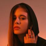 artist image Elvira T Волей-неволей Волей-неволей - Single
