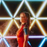 artist image Becky Hill feat. Topic My Heart Goes (La Di Da) (Topic Vip Remix) My Heart Goes (La Di Da) [Topic VIP Remix] - Single